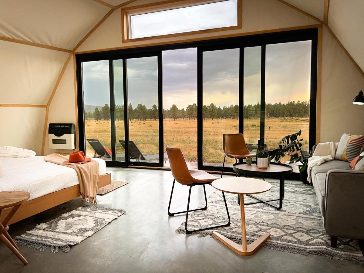 Backland Hotel Williams Eksteriør billede
